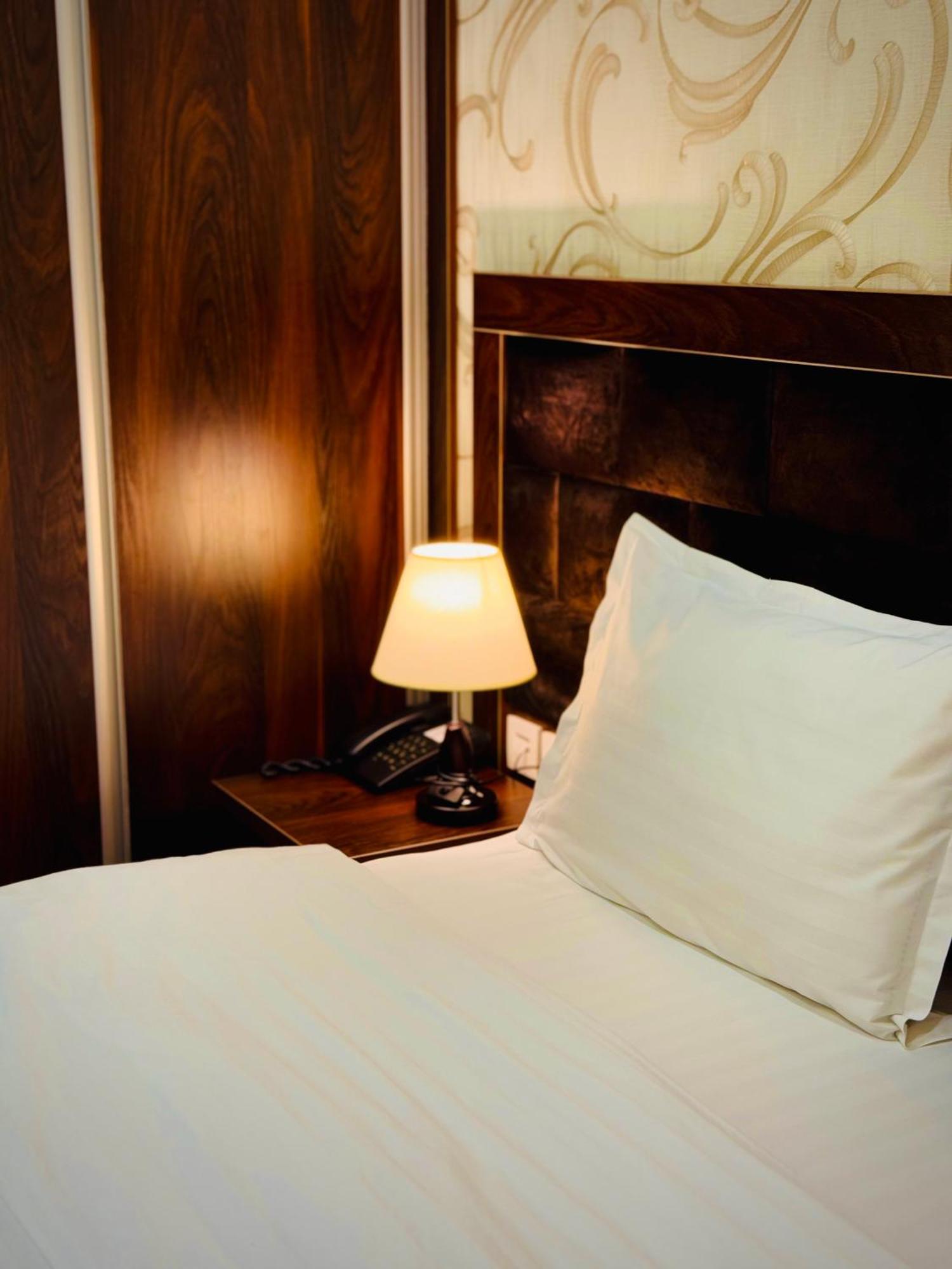 Ark Billur Halal Hotel Ташкент Екстериор снимка
